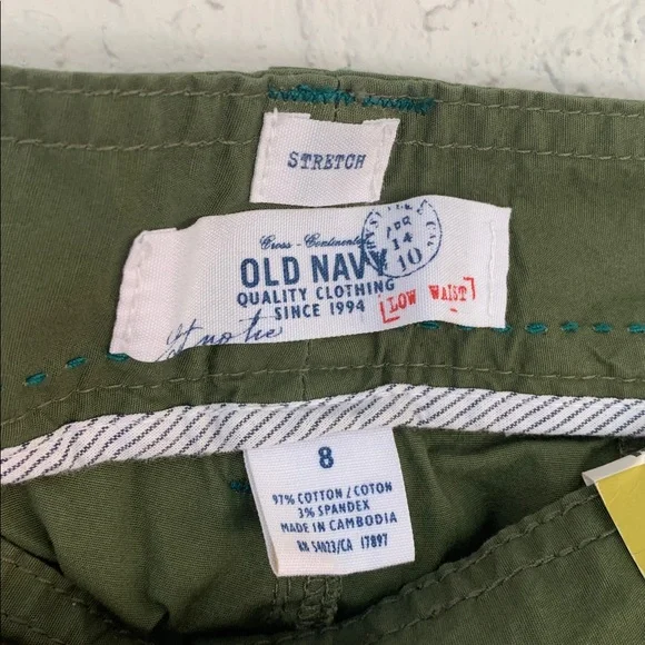 Old Navy Dark Green Cargo low waist straight leg Pants size 8 - Picture 2 of 12